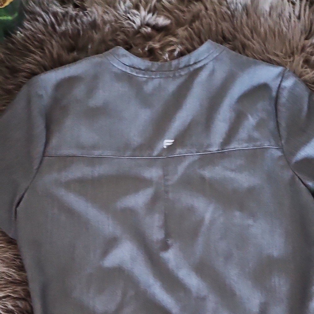Gray Women's Top - Picture 5 of 6